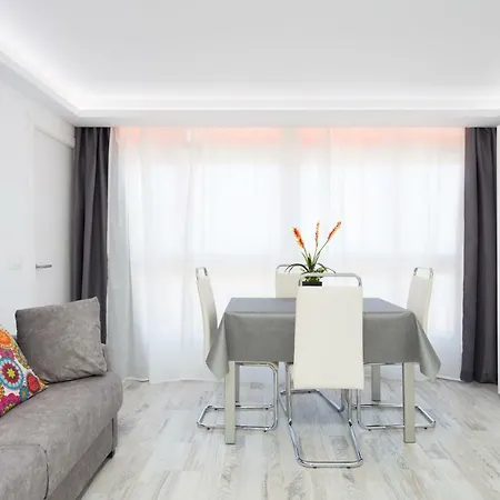 63 Cristianos First Sea Line, Parking, Wi Fi Apartment Los Cristianos (Tenerife)